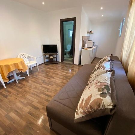 Apartmani Lala 2 Чань Экстерьер фото