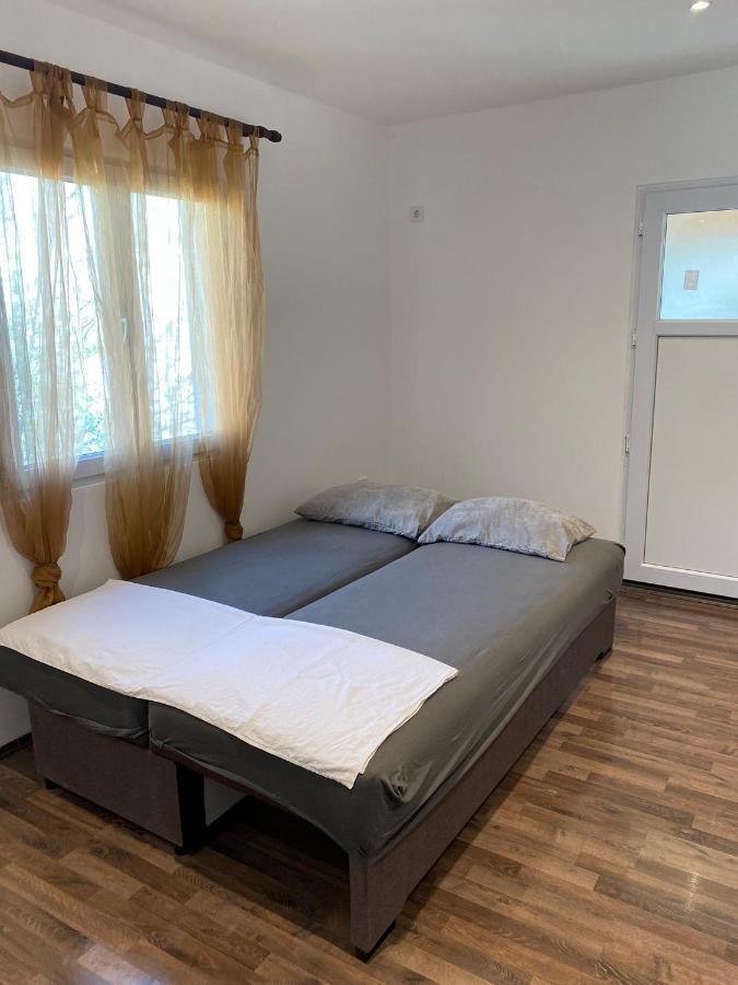 Apartmani Lala 2 Чань Экстерьер фото